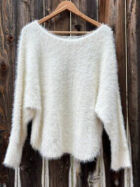 NWT Gap Cream Boatneck Oversized Fuzzy Eyelash Sweater Medium